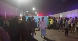 কর্ণফুলী টানেলে নিয়ন্ত্রণ হারিয়ে উল্টে গেল যাত্রীবাহী বাস, আহত ৫